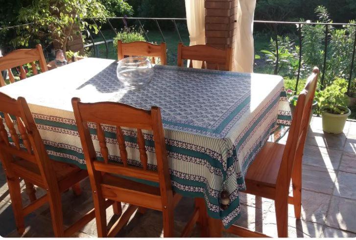 Comfy Home-Tropical Garden & 5 Min Walk To Beach Tamarin Luaran gambar