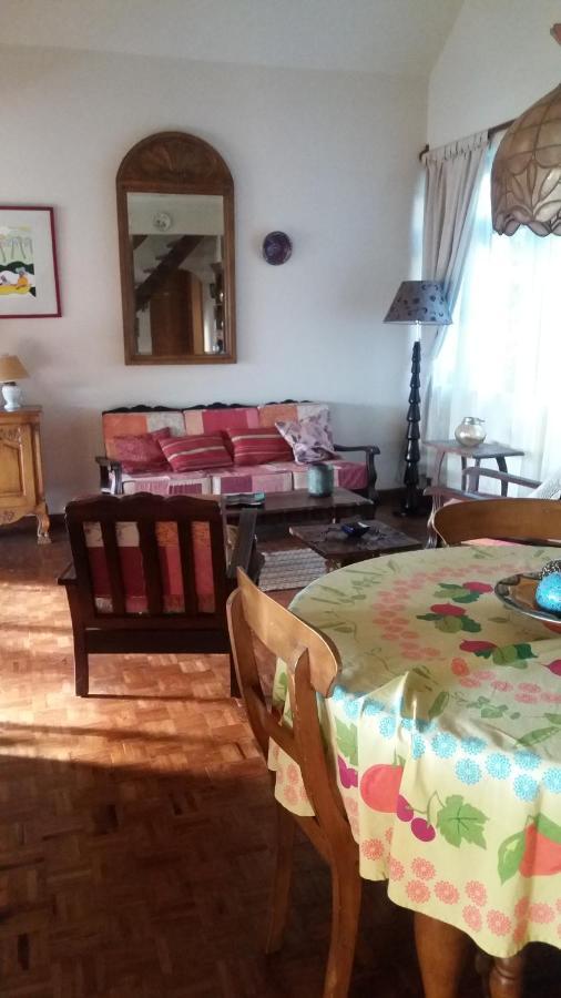 Comfy Home-Tropical Garden & 5 Min Walk To Beach Tamarin Luaran gambar
