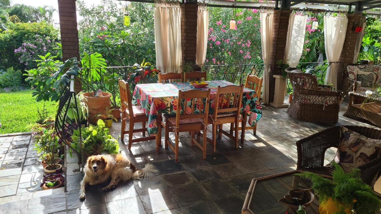 Comfy Home-Tropical Garden & 5 Min Walk To Beach Tamarin Luaran gambar